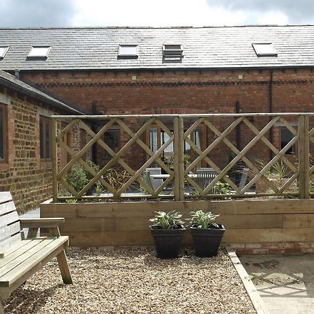 Handley Barn Silverstone Exterior foto